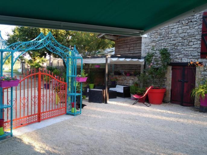 Villa Belle Quercynoise Piscine Jacuzzi Partages Septfonds Exterior foto
