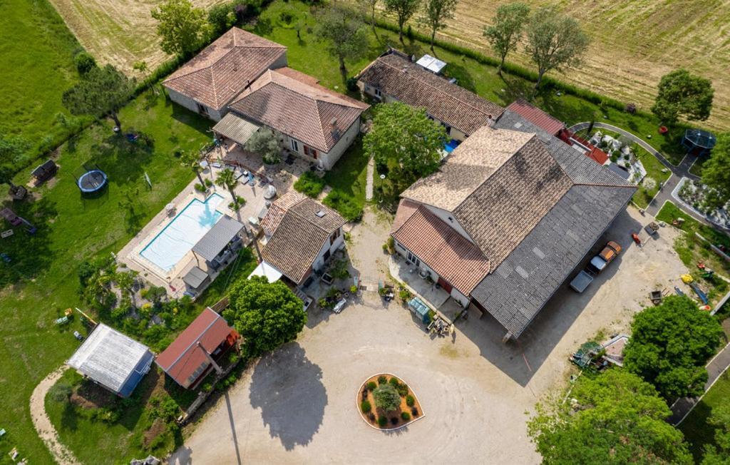 Belle Maison Du Quercy Septfonds Exterior foto