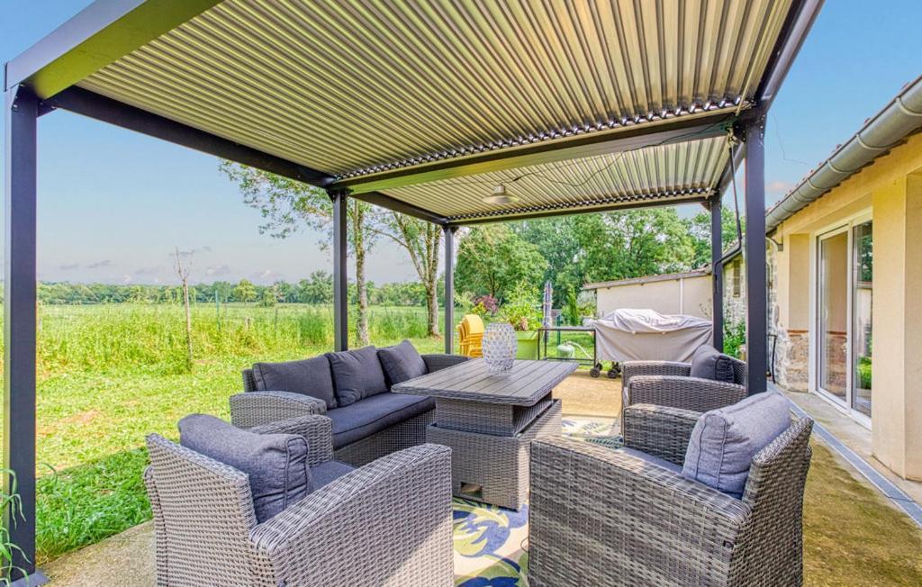 Villa Belle Quercynoise Piscine Jacuzzi Partages Septfonds Exterior foto